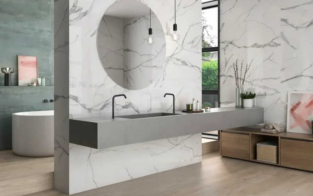 Porcelain vs Natural Marble: Which Is Right for a Luxury Bathroom?